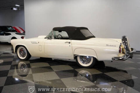 1956 Ford Thunderbird
