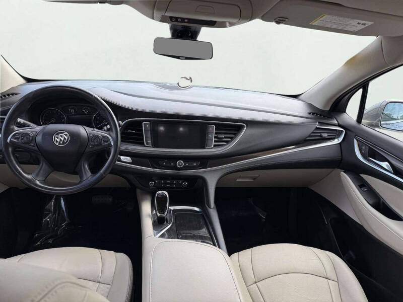 2019 Buick Enclave Essence