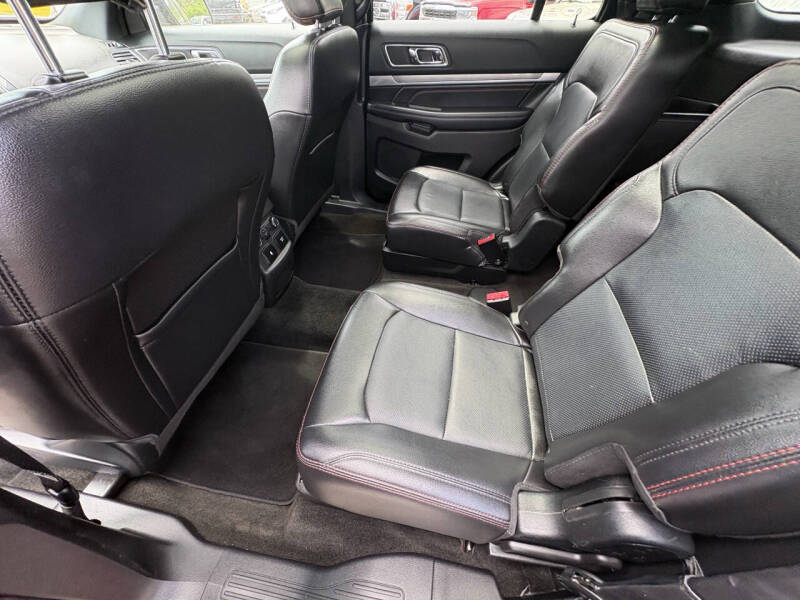2018 Ford Explorer Sport