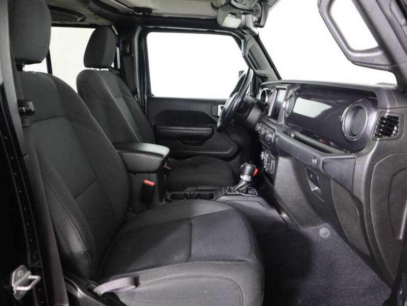 2022 Jeep Gladiator Altitude