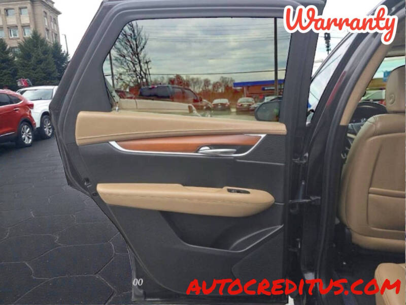 2018 Cadillac XT5 Platinum