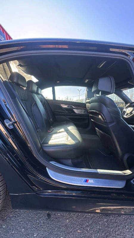 2016 BMW 7 Series 750i xDrive