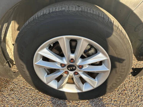 2019 Kia Sorento LX V6