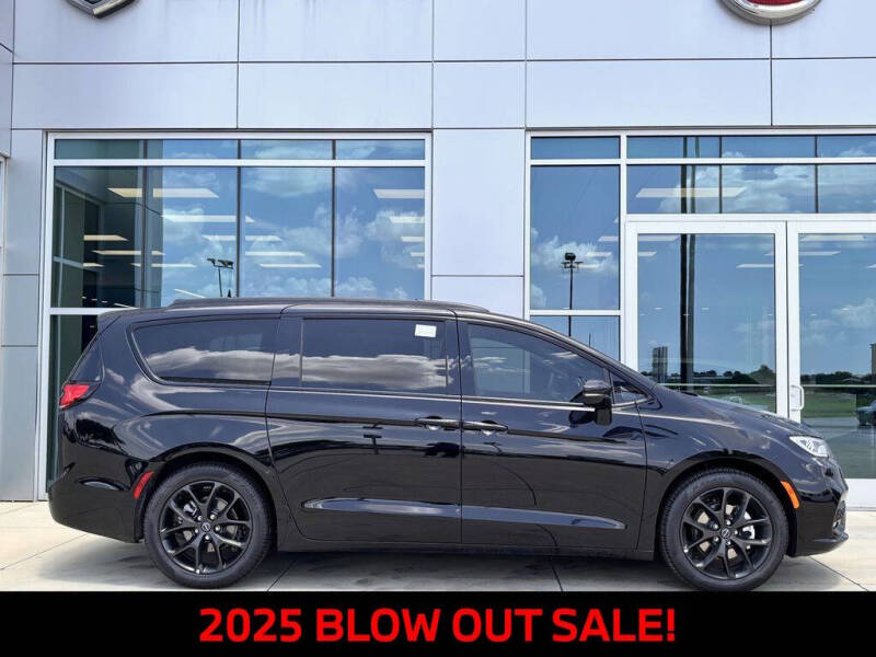 2025 Chrysler Pacifica Limited