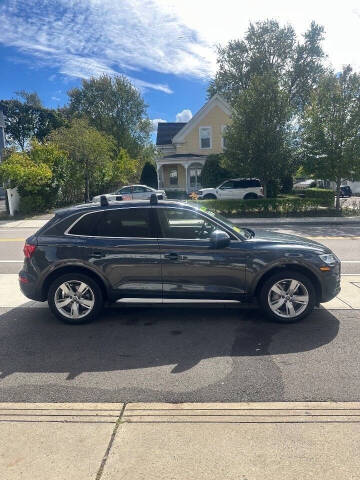 2018 Audi Q5 2.0T quattro Premium Plus