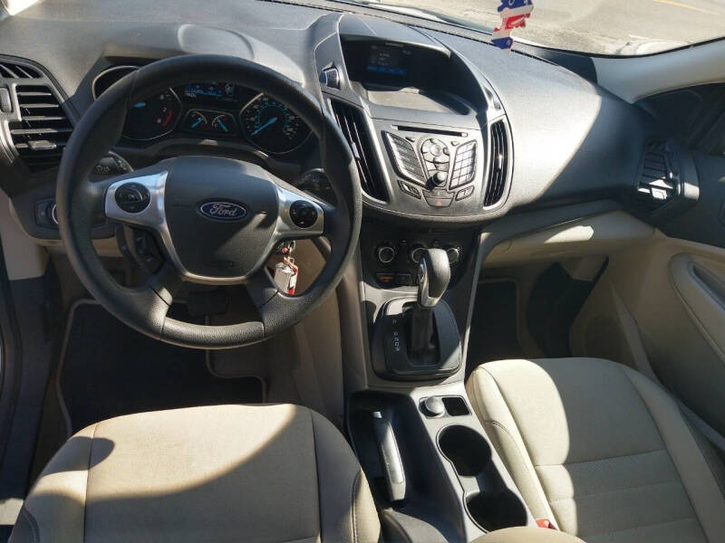 2016 Ford Escape SE