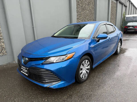 2019 Toyota Camry Hybrid LE