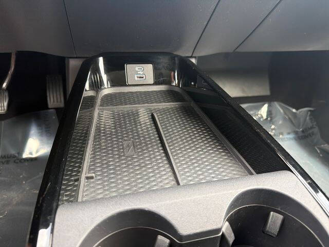 2022 Ford Mustang Mach-E Select