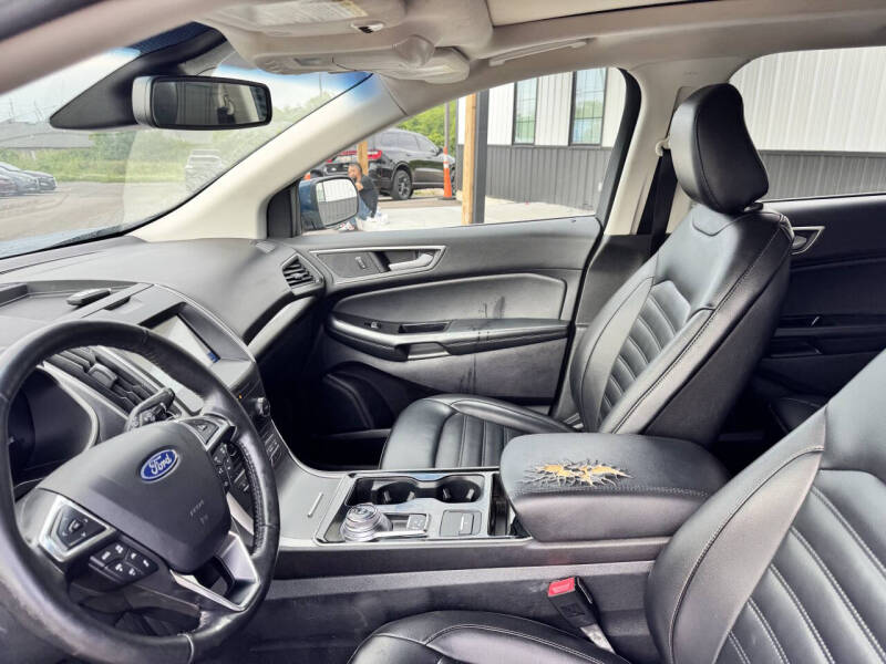 2020 Ford Edge SEL