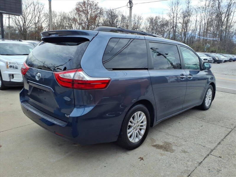 2015 Toyota Sienna