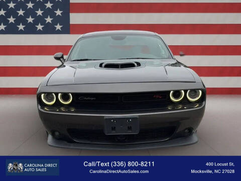 2016 Dodge Challenger 392 HEMI Scat Pack Shaker