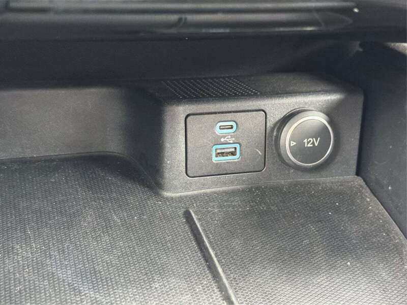 2021 Ford Escape Hybrid SE