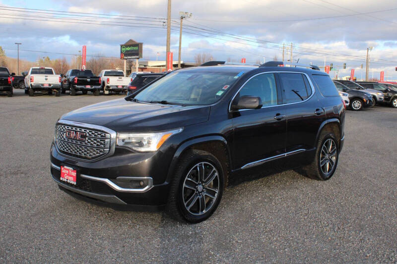 2017 GMC Acadia Denali