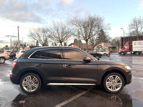 2018 Audi Q5 2.0T quattro Premium Plus