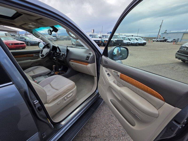 2004 Lexus GX 470