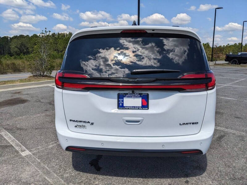 2026 Chrysler Pacifica Limited