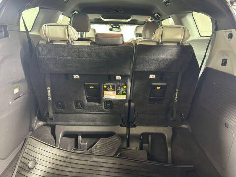 2022 Toyota Sienna XSE 7-Passenger