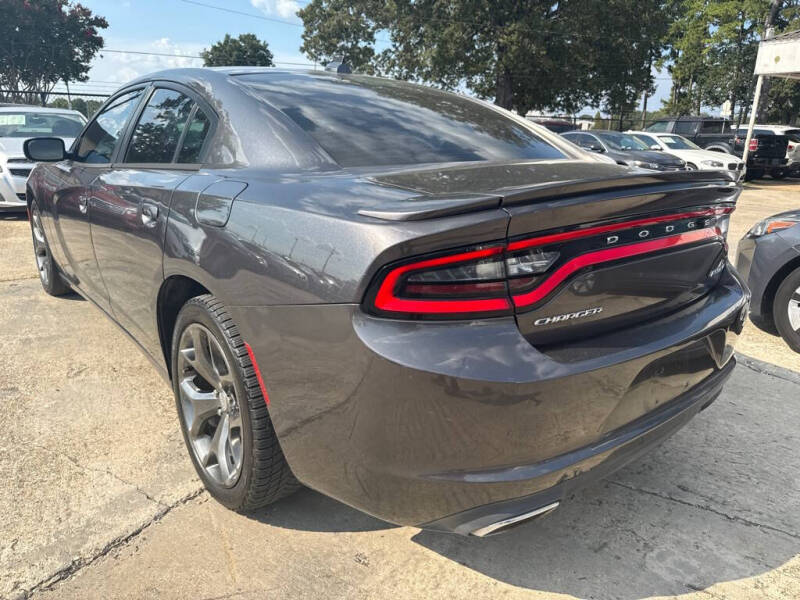 2015 Dodge Charger SXT