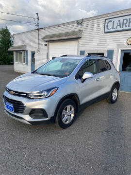 2022 Chevrolet Trax for sale at CLARKS AUTO SALES INC in Houlton ME