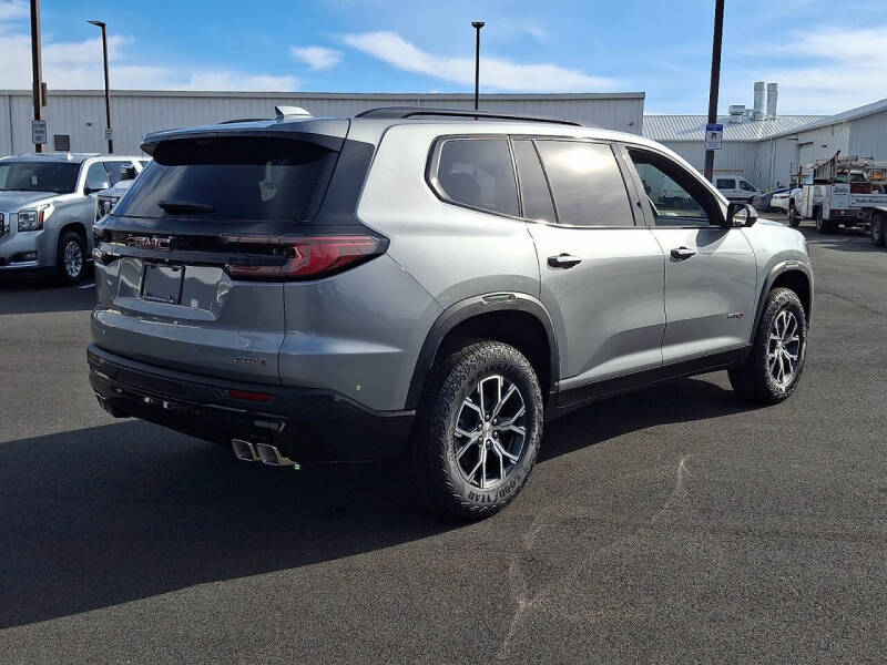 2026 GMC Acadia AT4