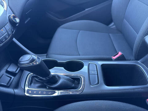 2017 Chevrolet Cruze LT Auto