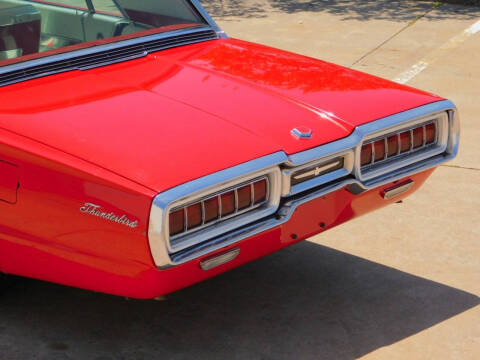 1965 Ford Thunderbird