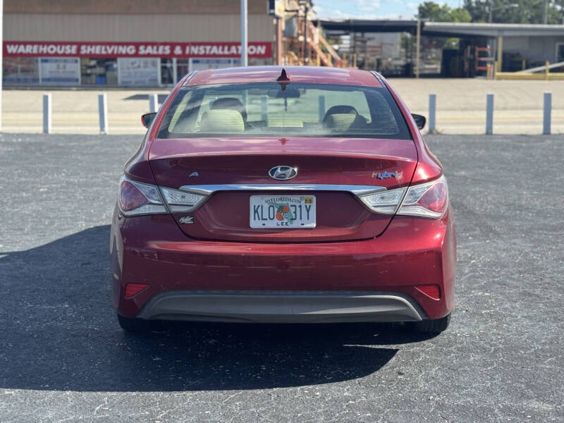 2011 Hyundai Sonata Hybrid