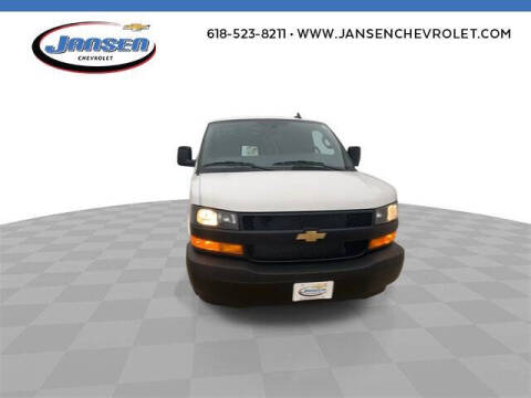 2025 Chevrolet Express 2500