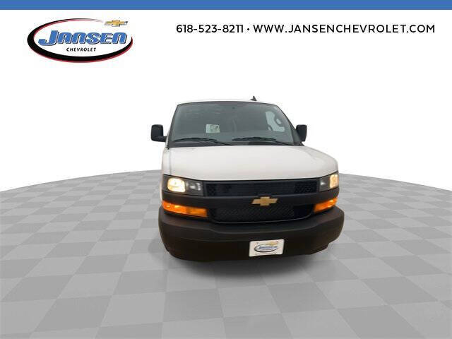 2025 Chevrolet Express 2500
