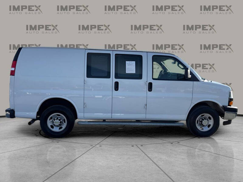 2024 Chevrolet Express 2500
