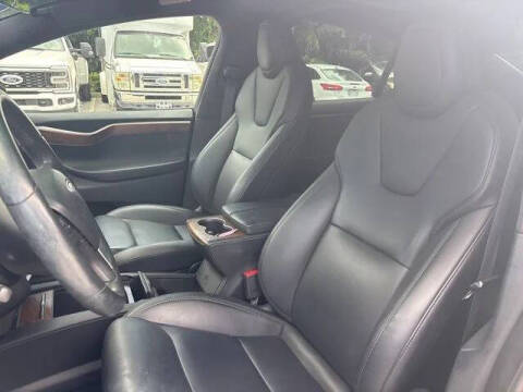 2020 Tesla Model X Long Range