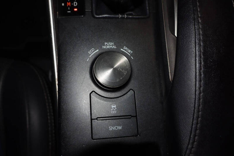 2017 Lexus IS 200t