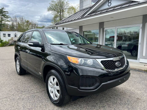 2013 Kia Sorento for sale at DAHER MOTORS OF KINGSTON in Kingston NH