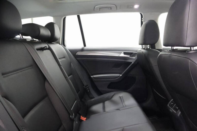 2017 Volkswagen Golf Alltrack