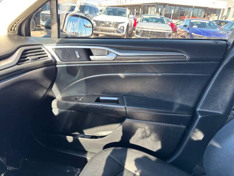 2017 Ford Fusion Energi SE Luxury