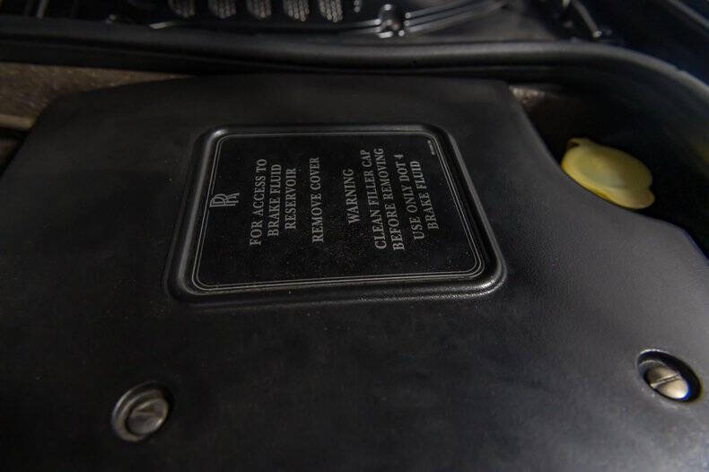 2001 Rolls-Royce Park Ward