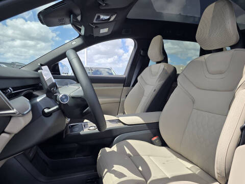 2025 Volvo EX90 Twin Performance Ultra 6P