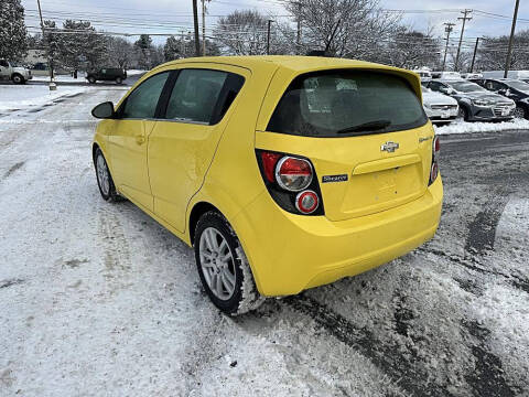 2016 Chevrolet Sonic LT Auto