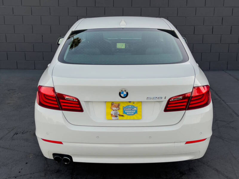 2013 BMW 5 Series 528i