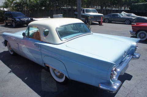 1957 Ford Thunderbird