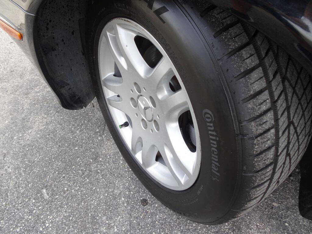 2007 Mercedes-Benz E-Class E 320 BlueTEC E 320 BlueTEC 4dr Sedan 27