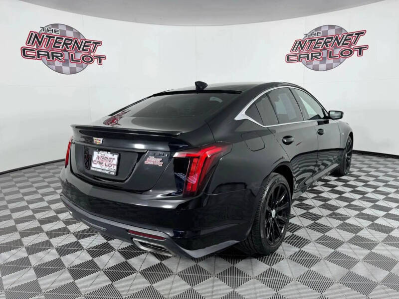 2022 Cadillac CT5 Luxury