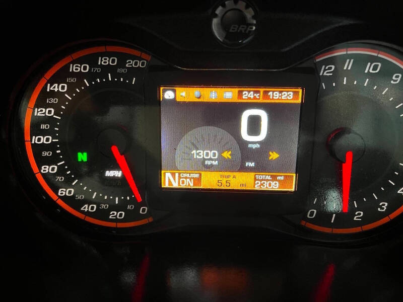 2012 Can-Am Spyder RT-S SM5