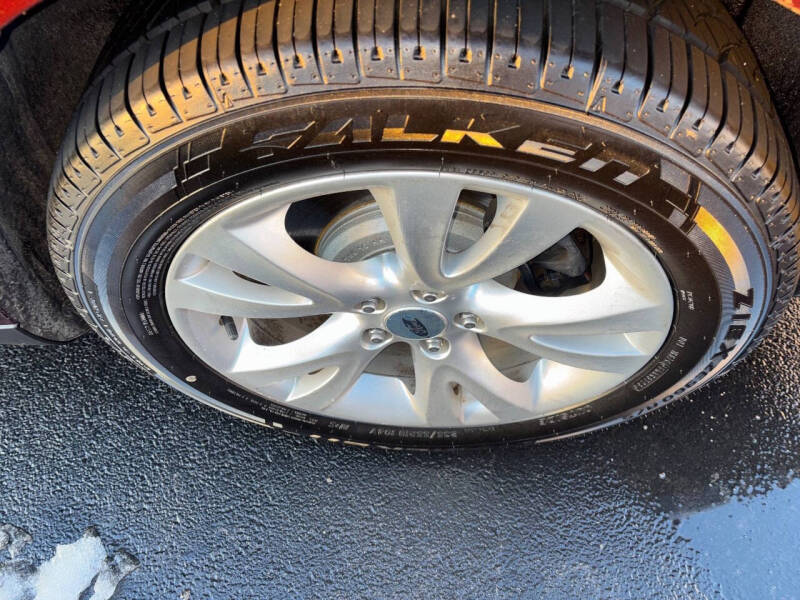 2011 Ford Taurus SEL