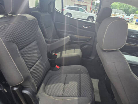 2017 GMC Acadia SLE-2