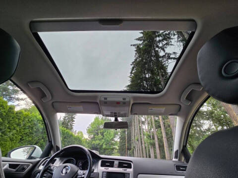 2015 Volkswagen Golf TDI SEL
