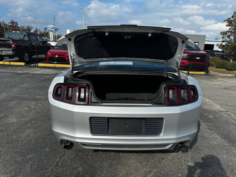 2013 Ford Mustang V6