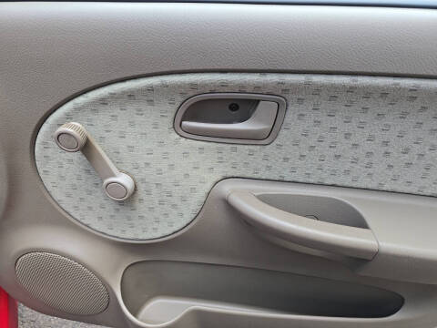 2003 Kia Rio