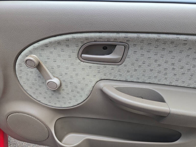2003 Kia Rio
