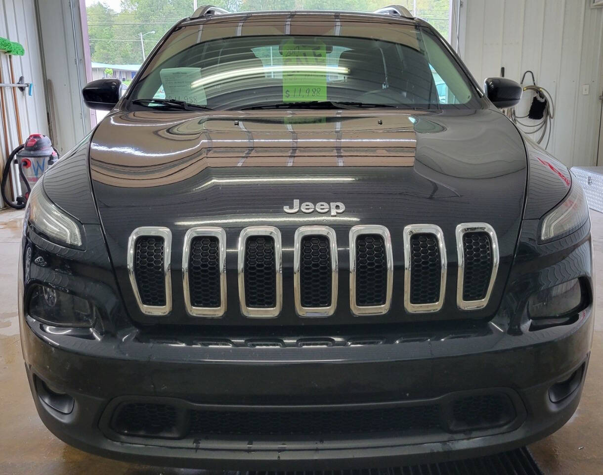 2017 Jeep Cherokee for sale at COOPER AUTO SALES in ONEIDA, TN